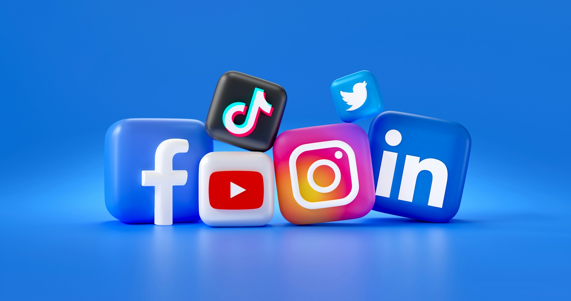 social media branding